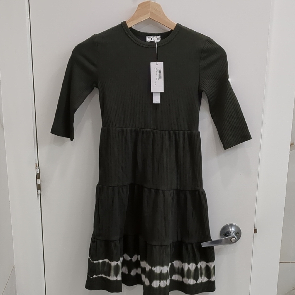 Stylish Kids Dress in Green No Tags Tag Fell Off